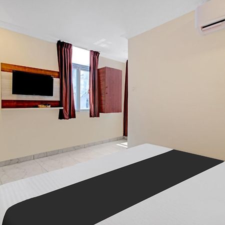 Hotel O Leela Elite Vidzsajavádá Kültér fotó