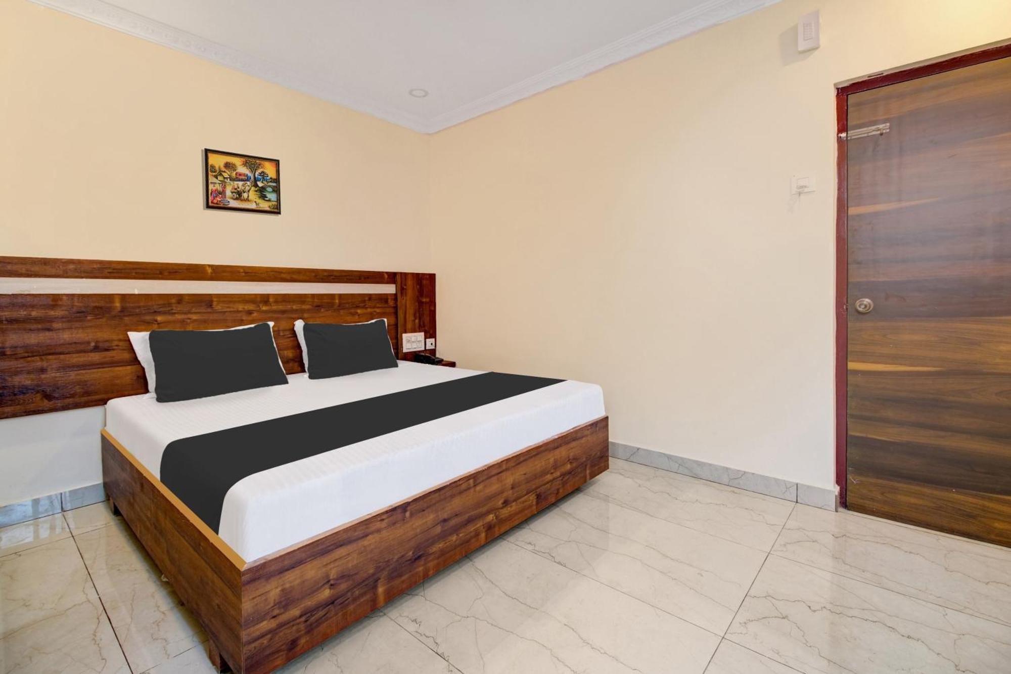 Hotel O Leela Elite Vidzsajavádá Kültér fotó